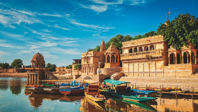 Experience INDIA