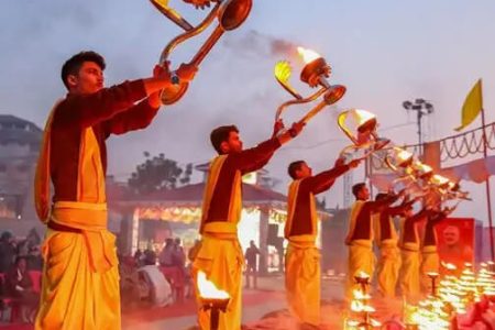 Plan a Memorable Trip with the Varanasi Tour Package